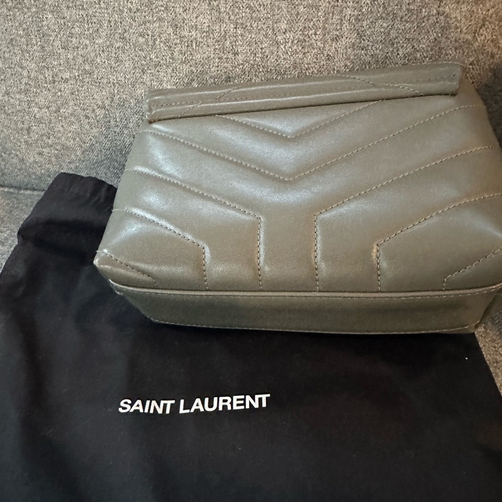 YSL LouLou Toy Flapbag-Grey Khaki - Picture 5 of 9